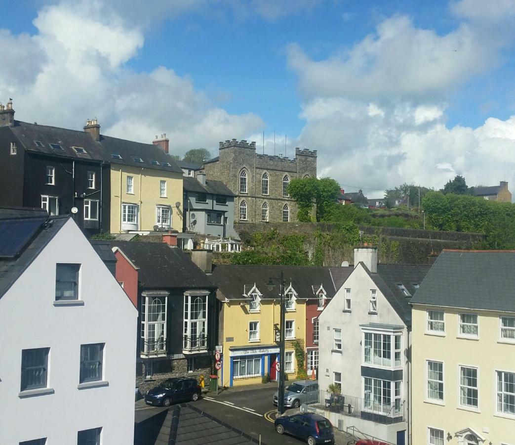 Luxury Town Centre Apartment Kinsale Exterior photo